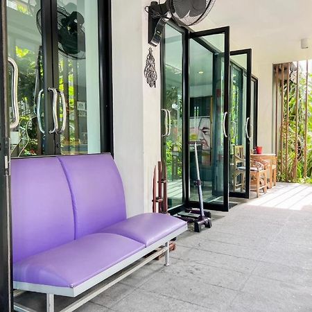 Bb House Mini Suite Hotel Bangkok Exterior photo