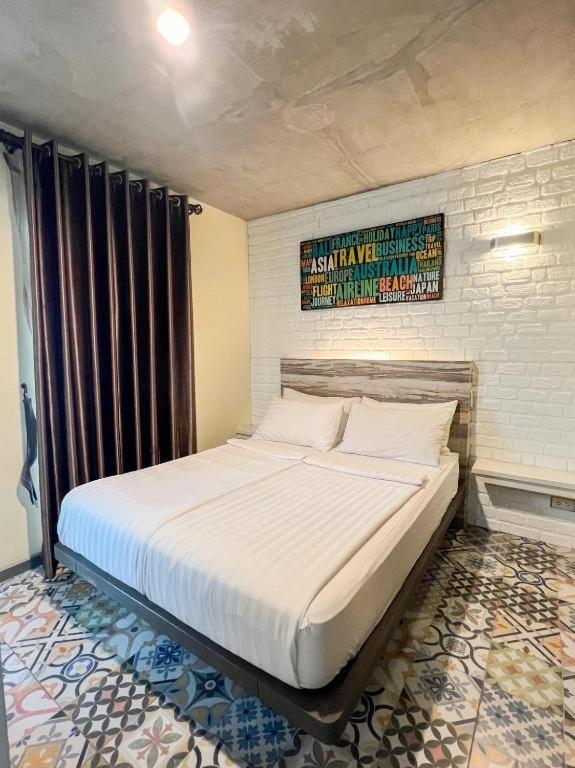 Bb House Mini Suite Hotel Bangkok Exterior photo