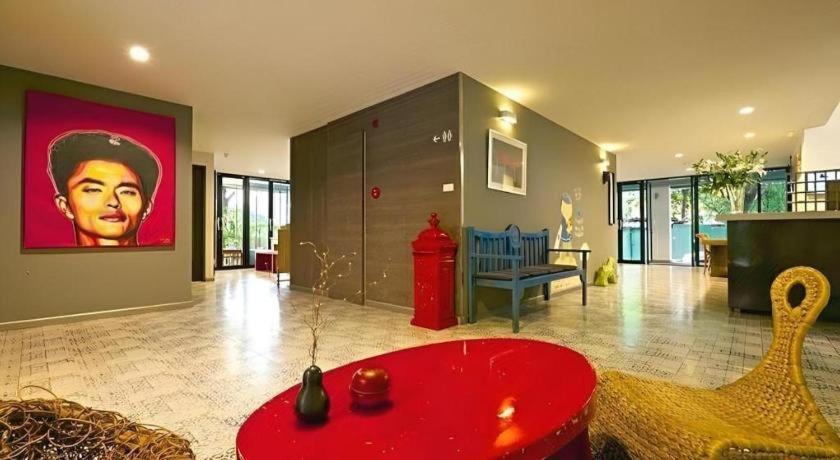 Bb House Mini Suite Hotel Bangkok Exterior photo
